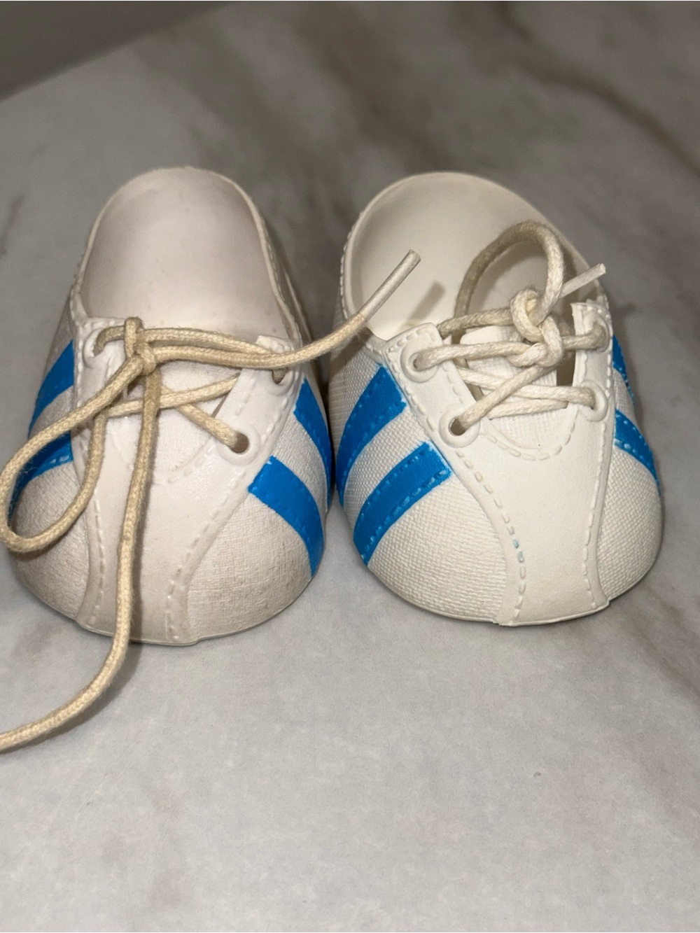 Cabbage patch kids white tennis shoes with blue stripes